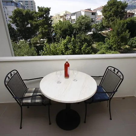 Apartment Neva Makarska