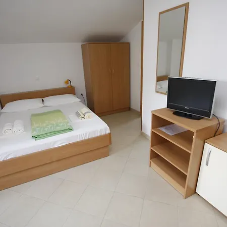Apartment Neva