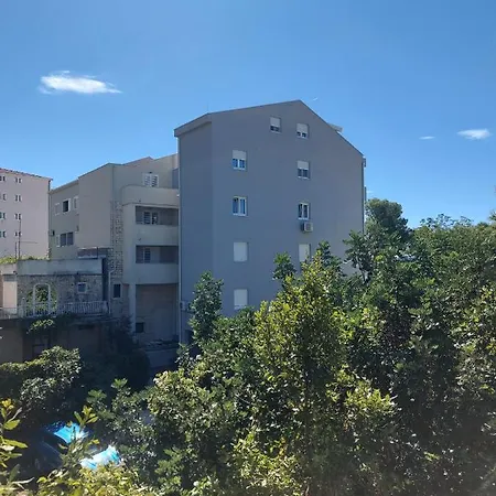 Neva Apartament Makarska