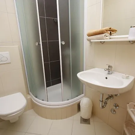 Neva Отель Макарска