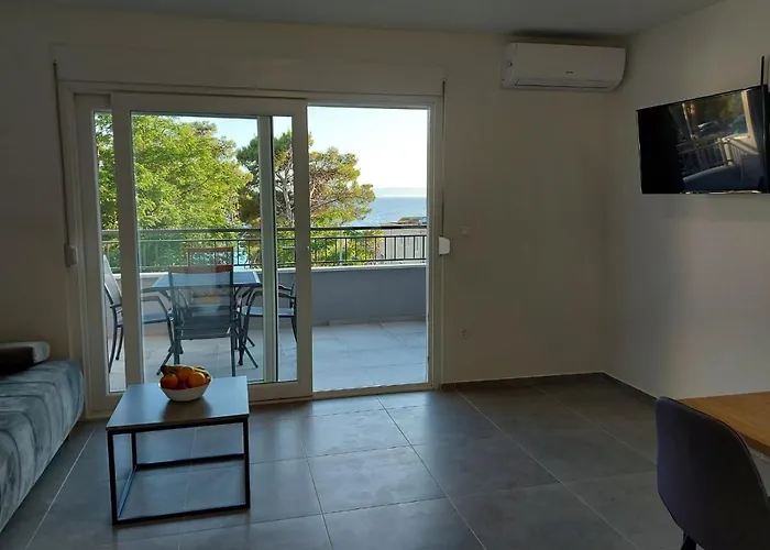 Neva * Макарська